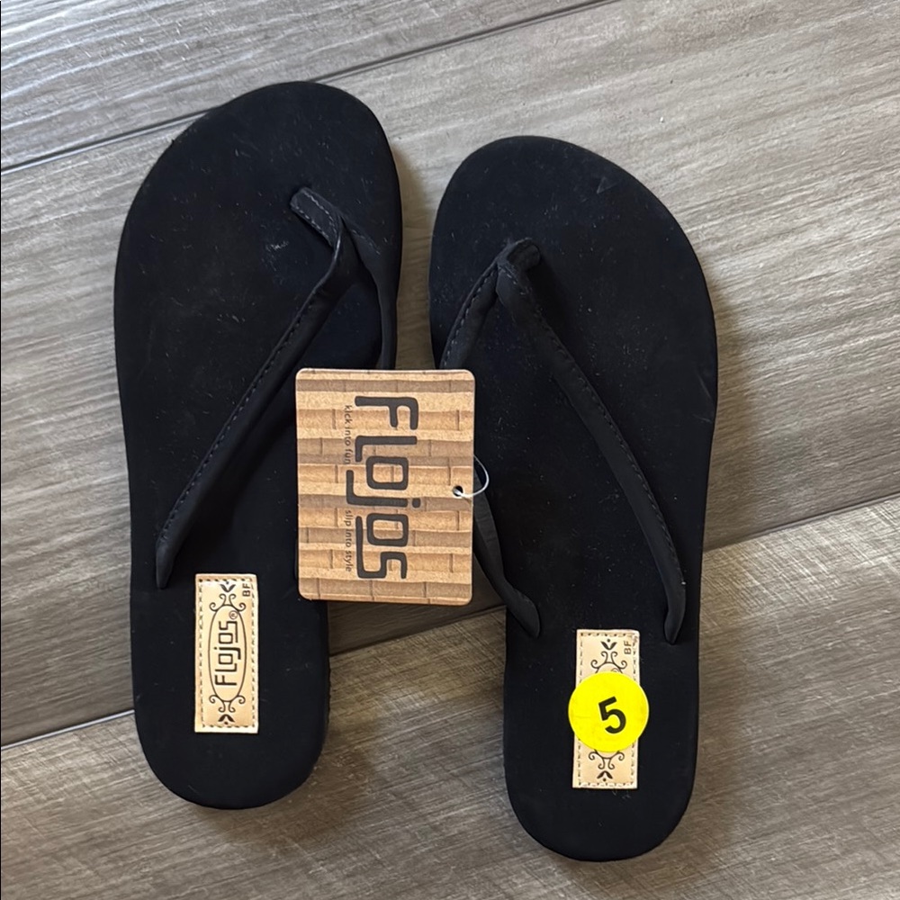 Flojos Black Flip Flops NWT